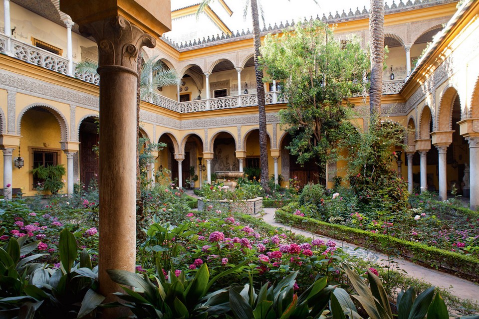 | seville travel guide