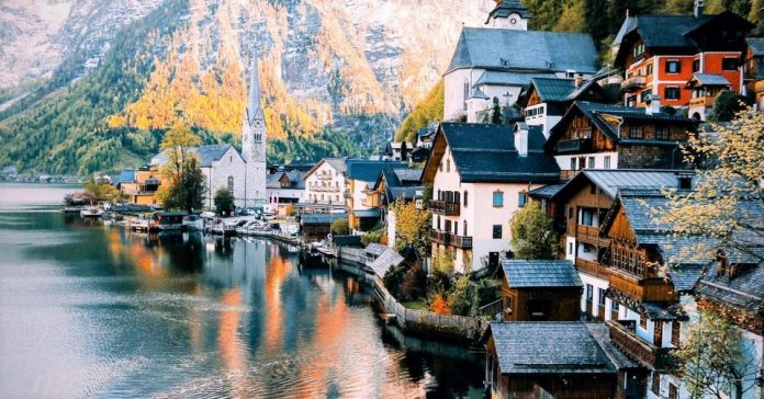 one-day-in-hallstatt-travel-guide