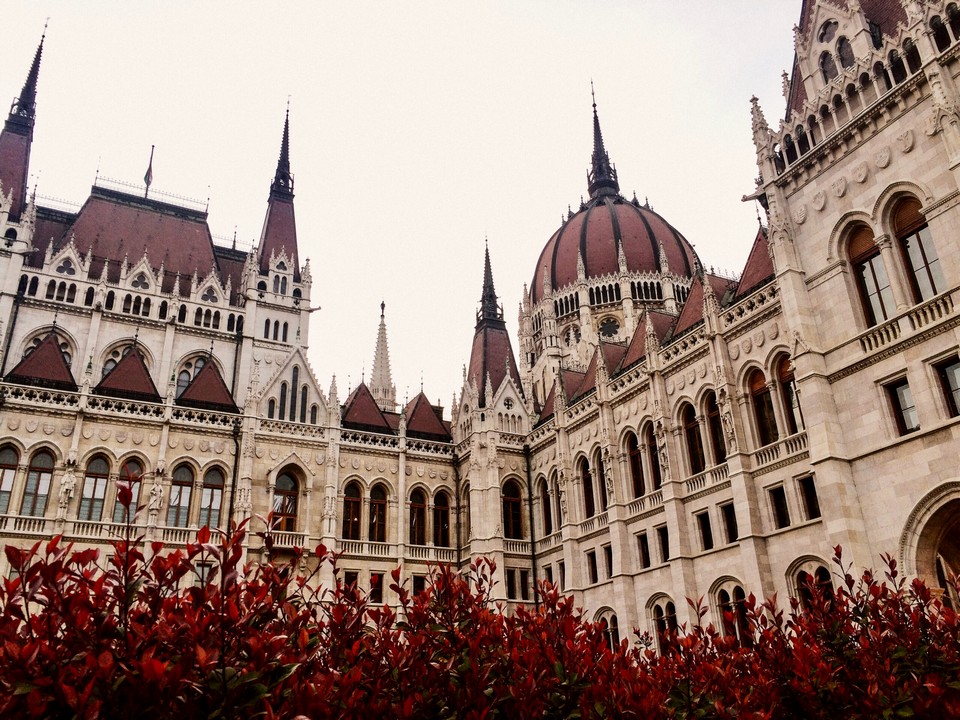 hungarian parliament building budapest (1)