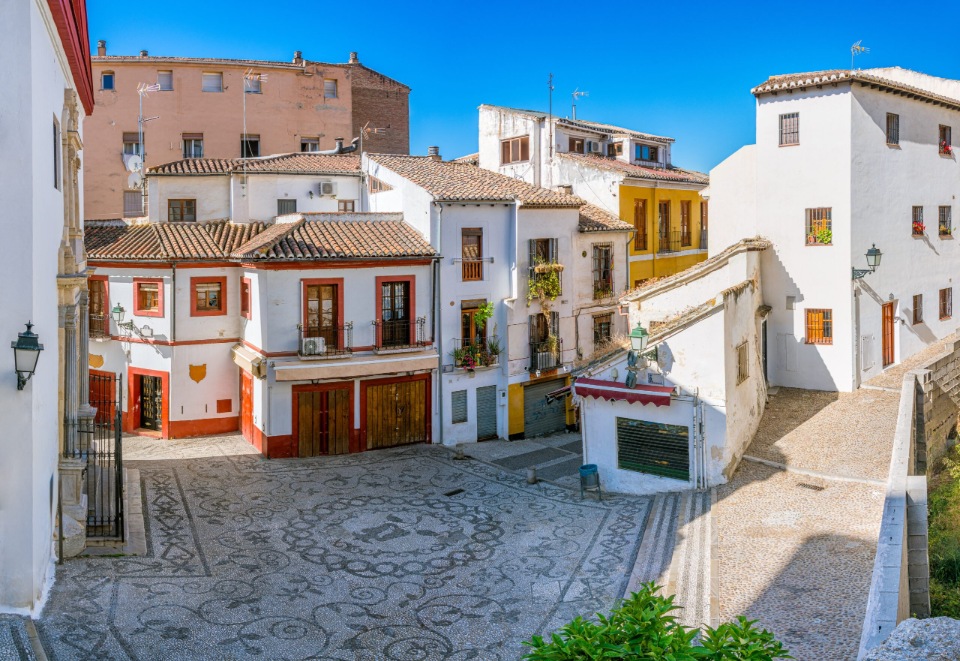 Stroll-through-the-ancient-streets-of-Albaicin-on-the-Alhambra-Albaicin-Granada-Old-Town-tour-from-Granada-scaled