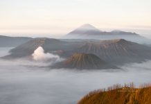 Mount Bromo travel blog — The ultimate Mount Bromo travel guide on how to visit Mount Bromo
