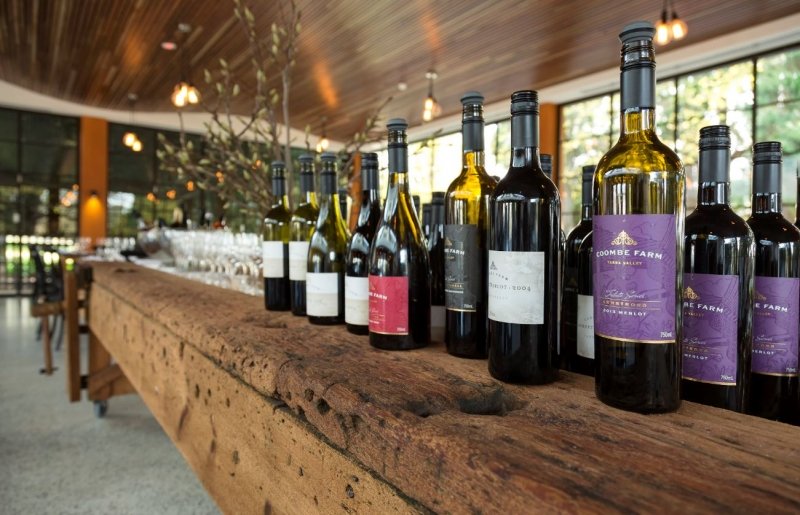 mua-khi-du-lich-melbourn-wine