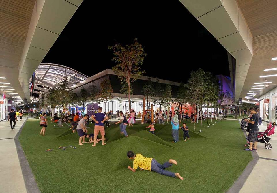 Design Village Outlet Mall