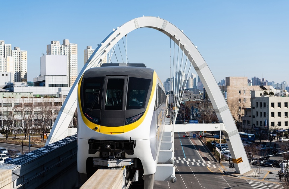 Transportation-Daegu-international-airport-South-Korea