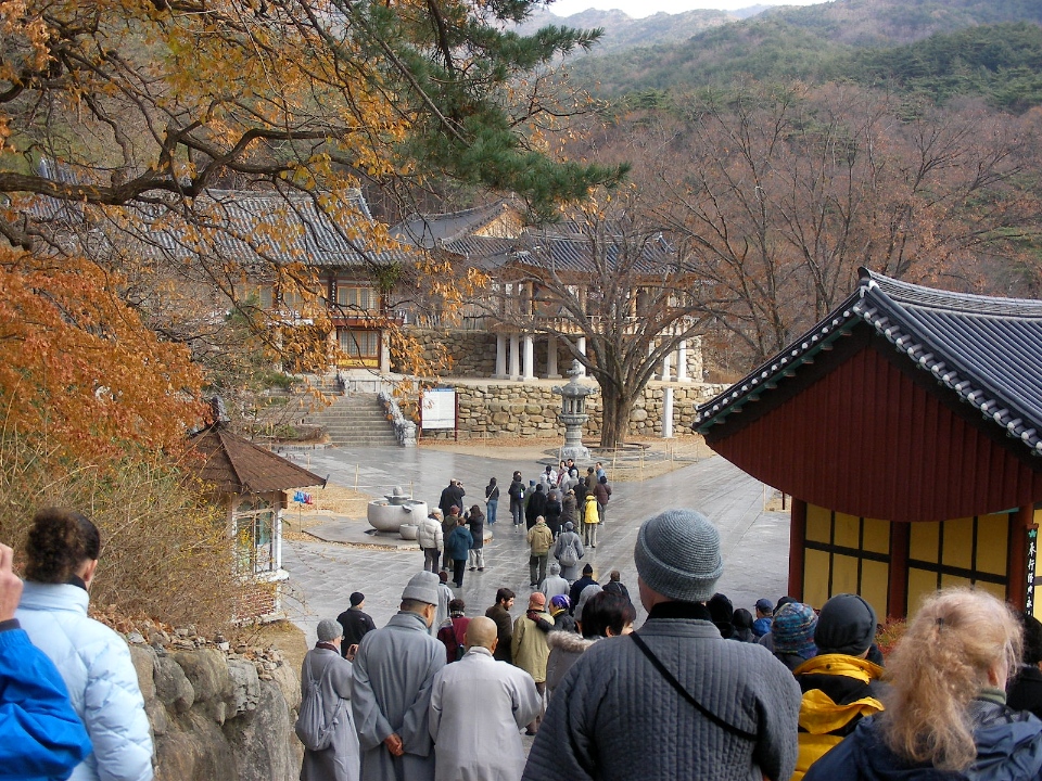 Korea-Daegu-Donghwasa-01