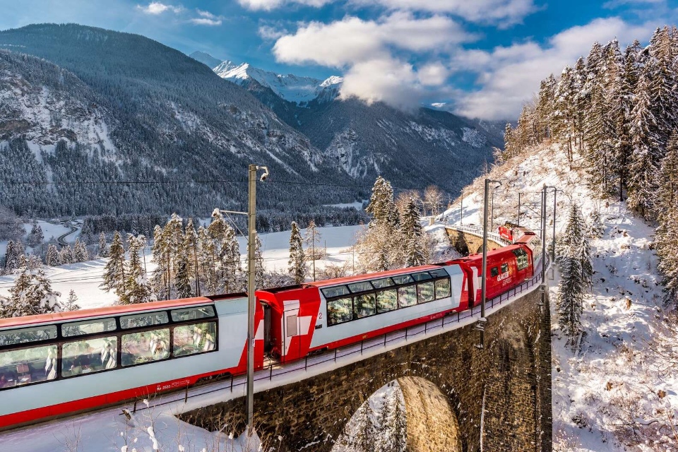 Glacier Express switzerland