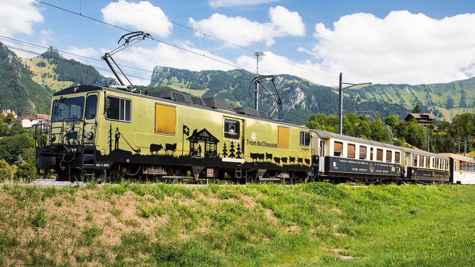 chocolate train switzerland