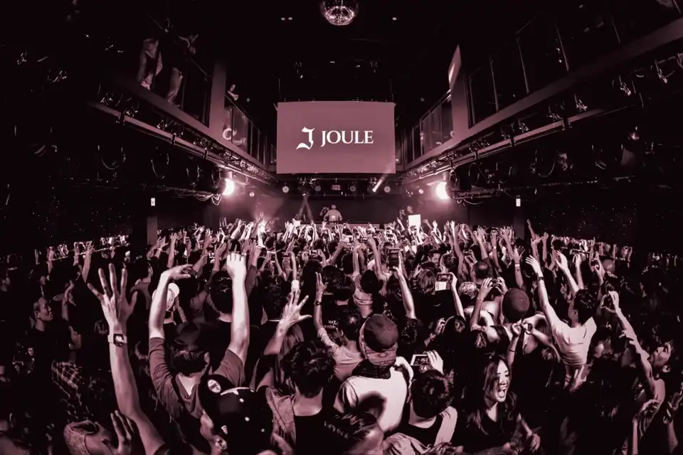 top 10 nightclubs osaka