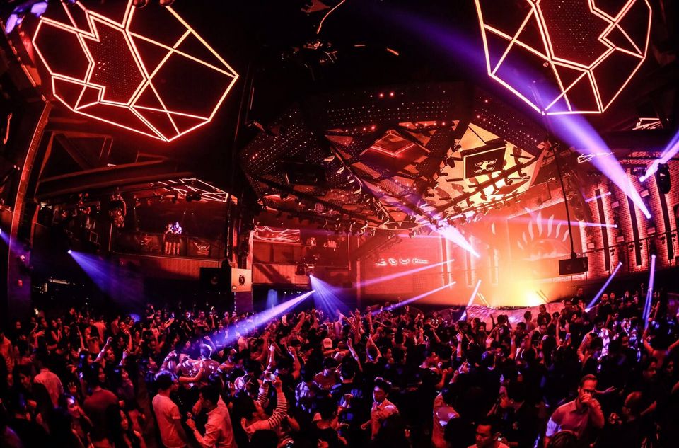 Crowded Zouk at Clarke Quay