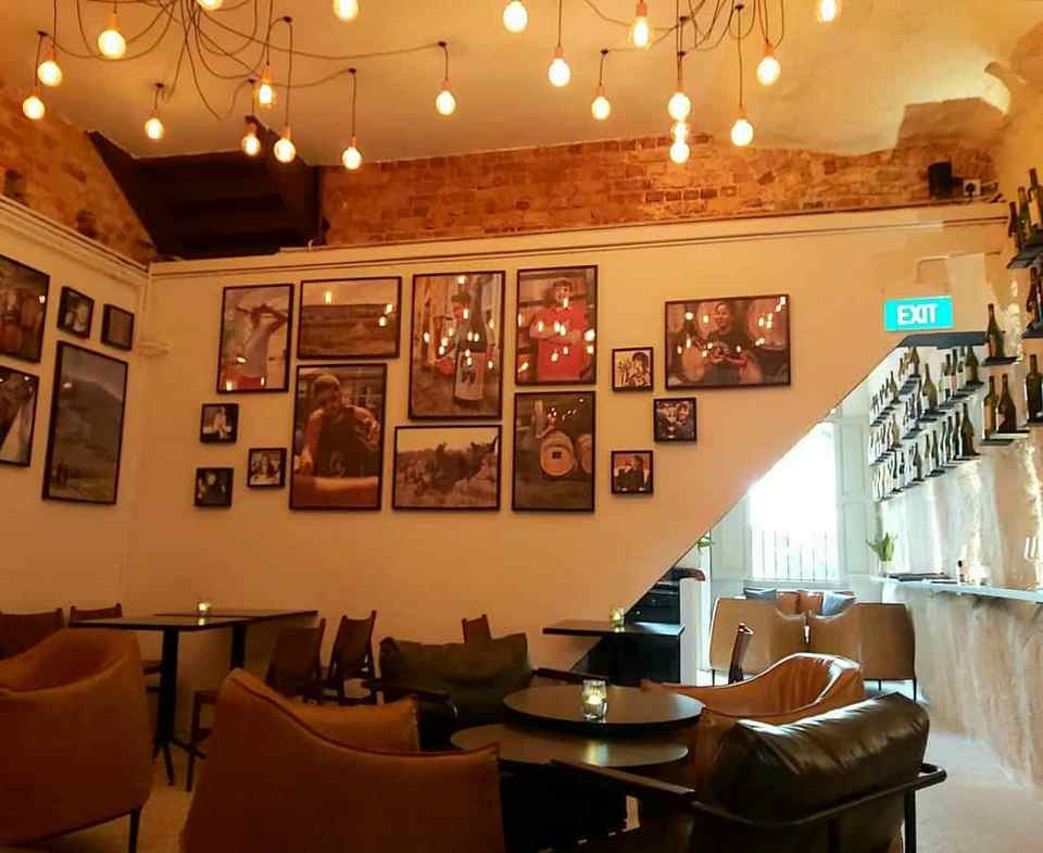 rebel-rebel-interior