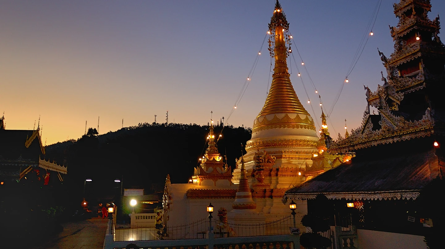 Wat Chong Kham
