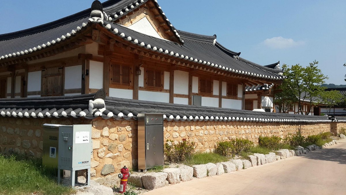 gyeongju-gyochon-traditional