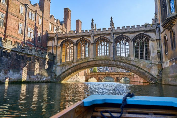 bridge of sighs cambridge