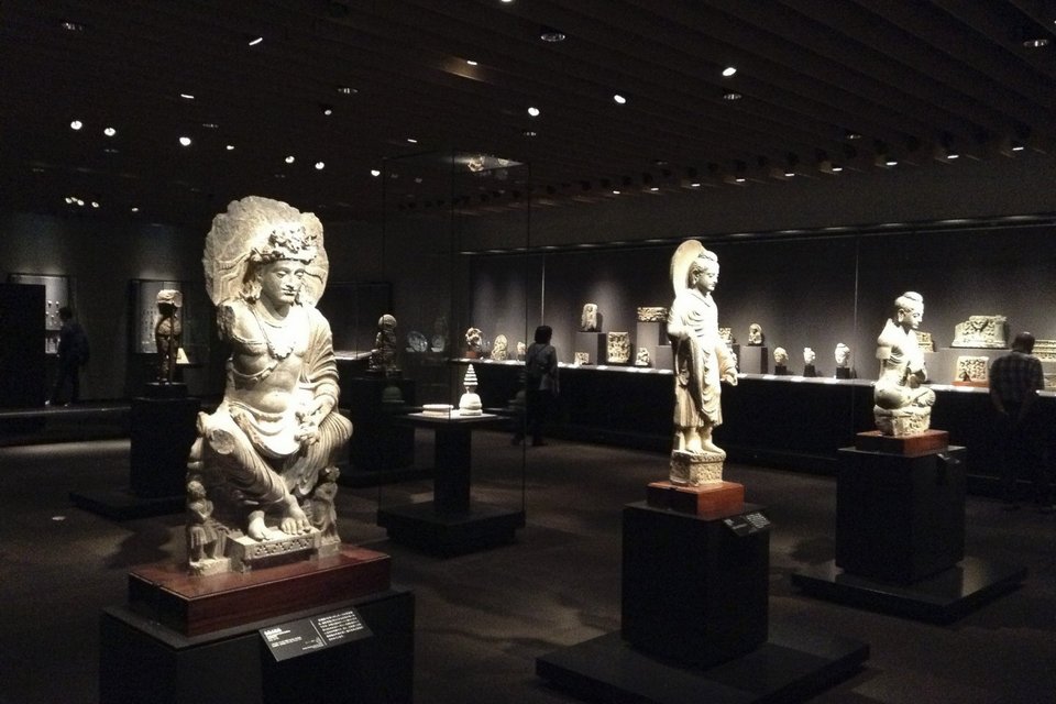 Artifacts at Tokyo National Museum Honkan