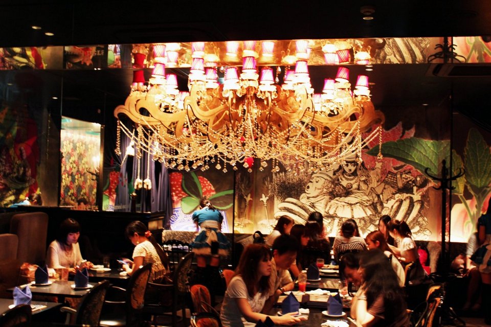 Alice’s fantasy restaurant, Tokyo