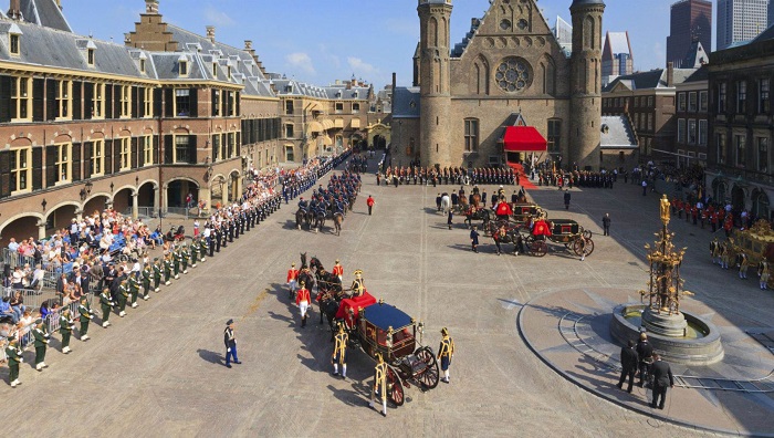 Binnenhof building hague