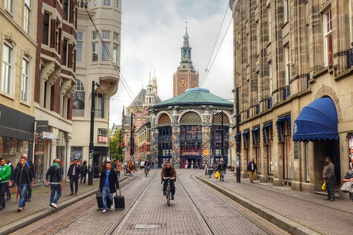 getting around hague