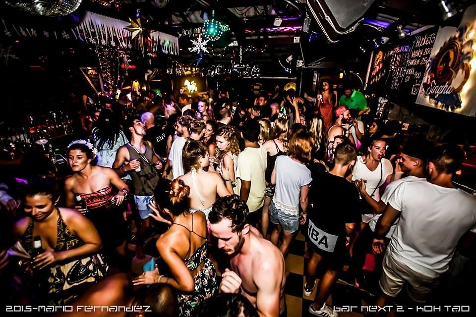 bnd beach club koh tao thailand (8)