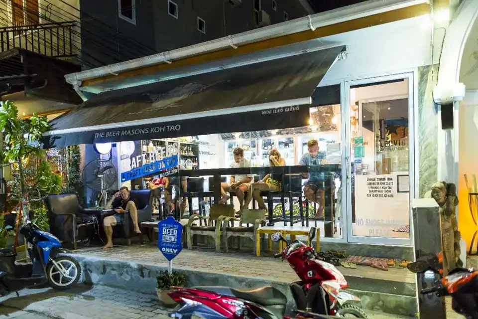 the beer masons koh tao thailand (20)