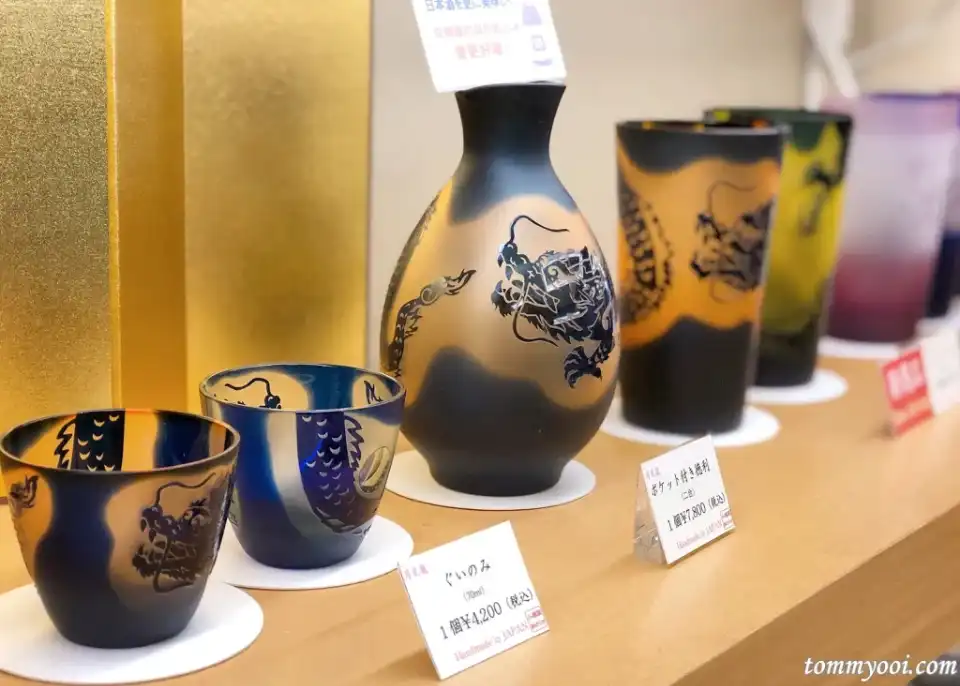 Glassware in Otaru, Japan.@tommyooi.com