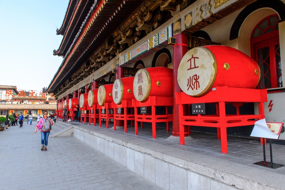Drum-Tower-of-Xian-is-one-of-the-symbols-of-the-city