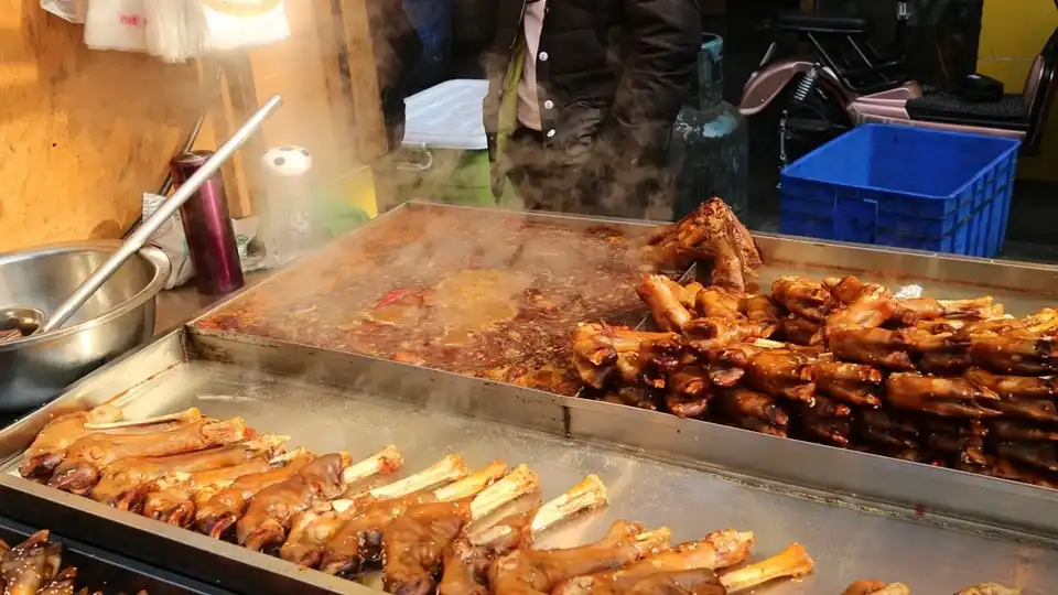 nanshaomen night market xi’an china (5)