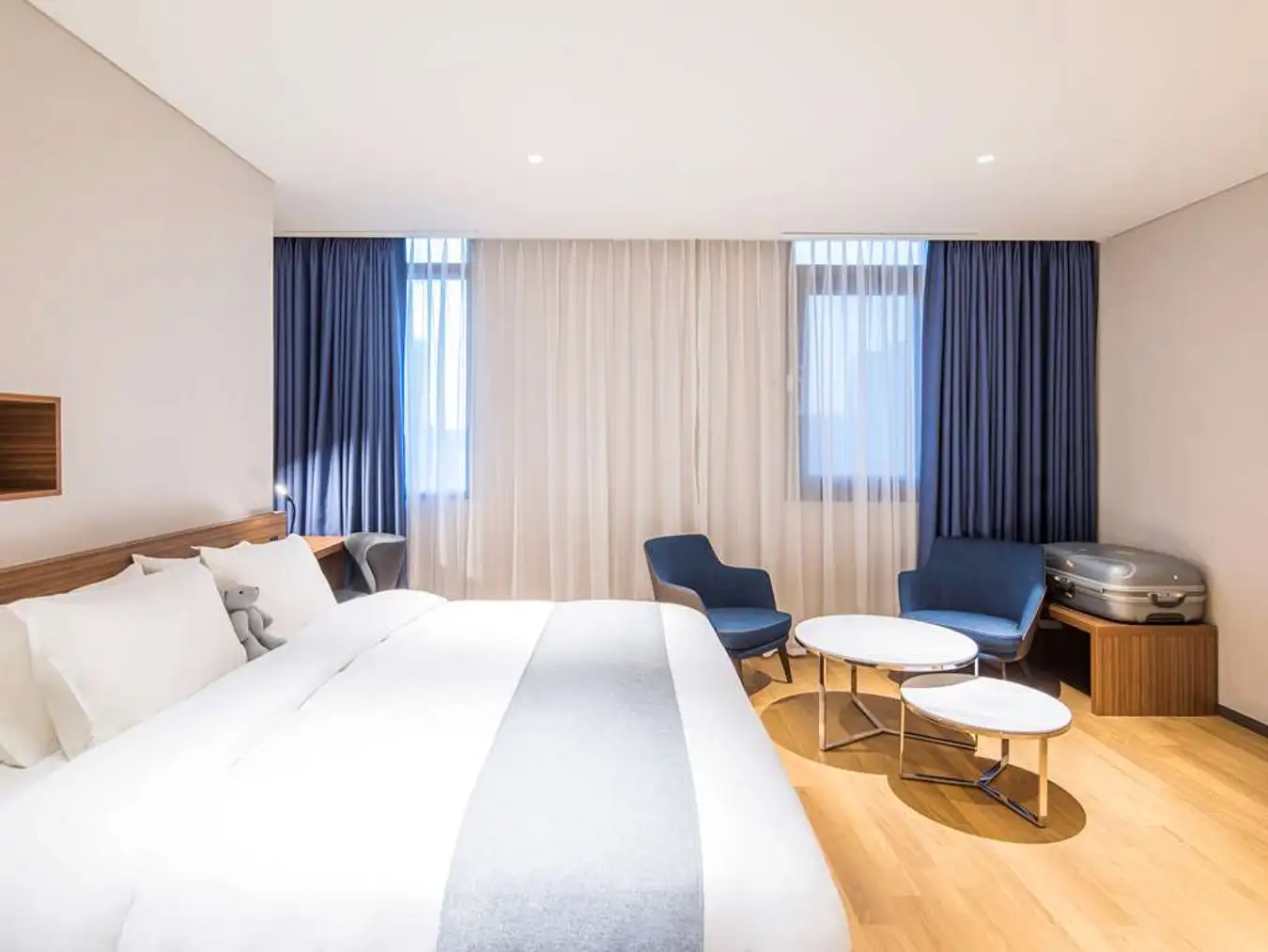 Ibis Ambassador Suwon