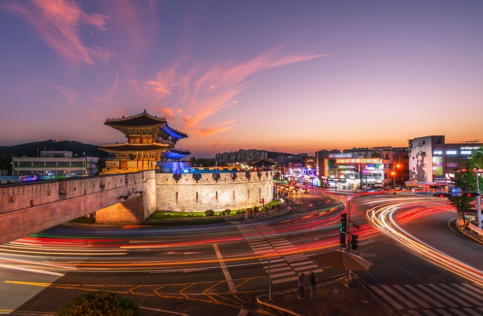 Suwon-South-Korea-cityscape-1200×785