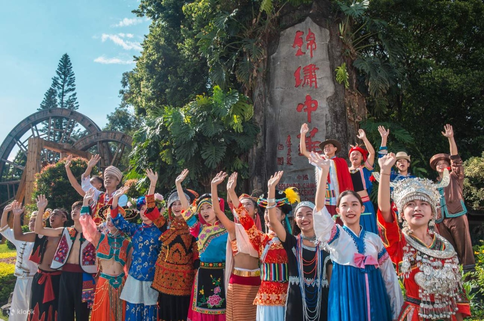 Dragon Phoenix dance china folk culture village shenzhen china (9)