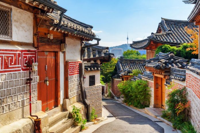 korea travel cost bukchon hanok village (1)