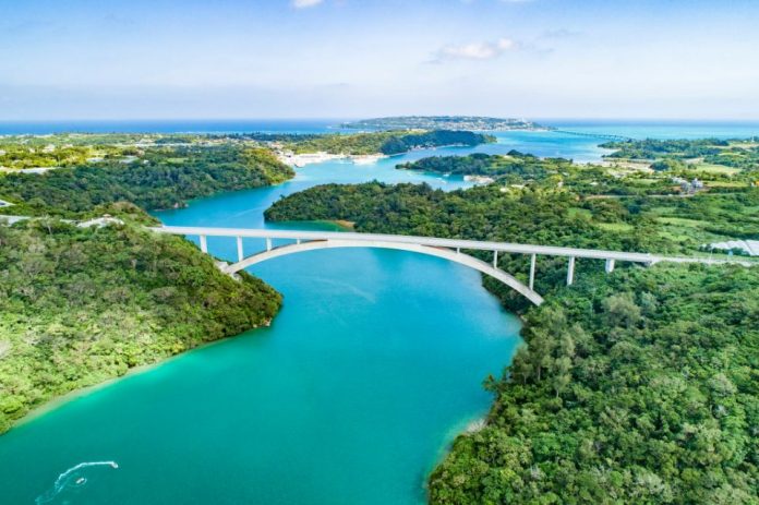 Warumi Bridge okinawa (1)