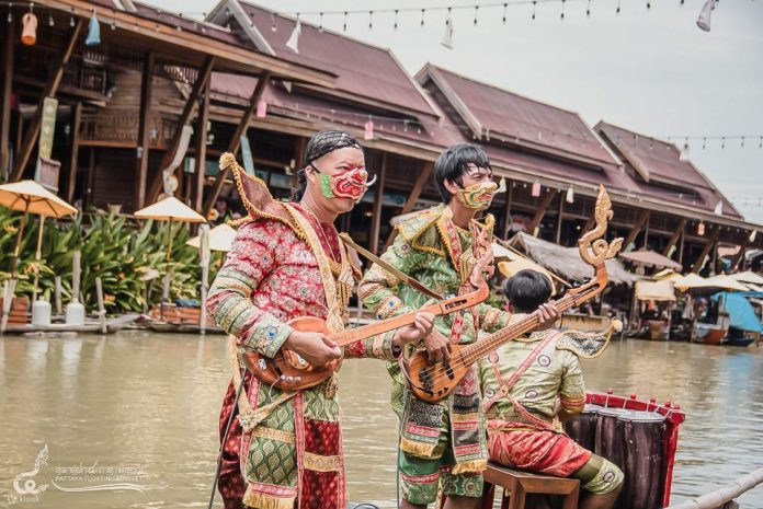 PattayaFloatingMarket-Klook (1)