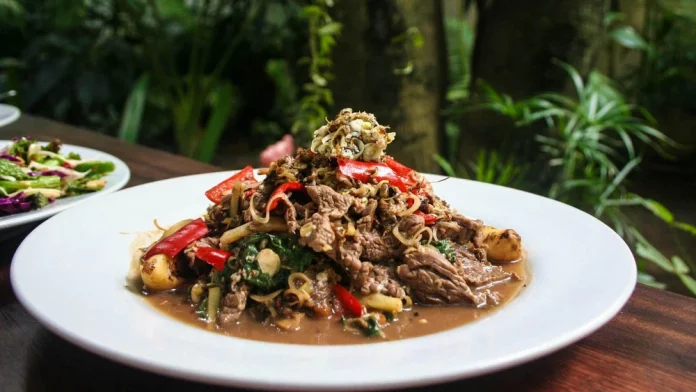 Chaa Angrong Sach Ko - Cambodian-style Stir-fried Beef with Red Ants