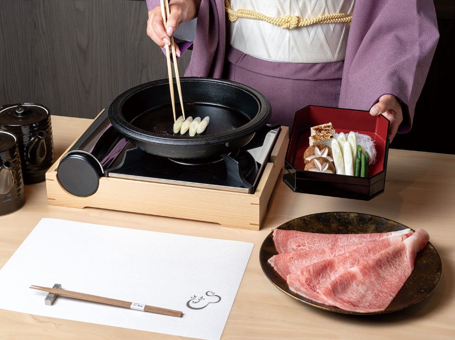 Sukiyaki Kappou Hiyama Hot Pot Restaurant in Tokyo1