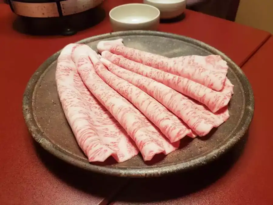Sukiyaki Kappou Hiyama Hot Pot Restaurant in Tokyo2