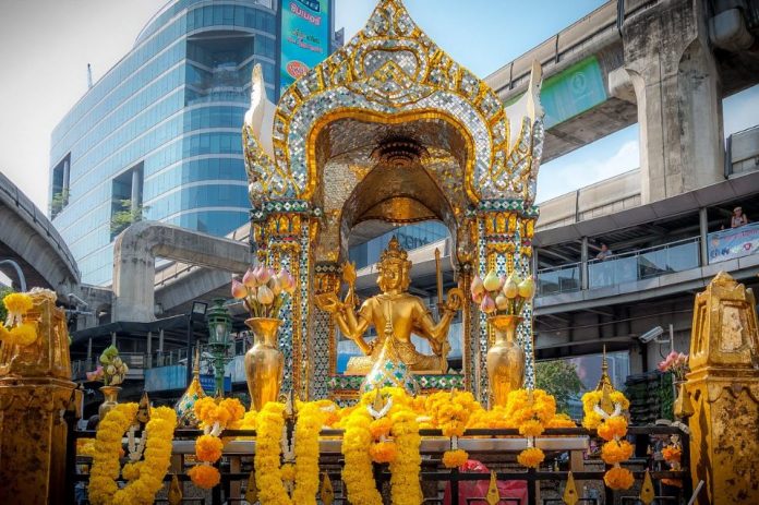 Erawan Shrine bangkok2 (1)