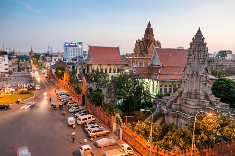 iStock_000031715564Medium phnom penh