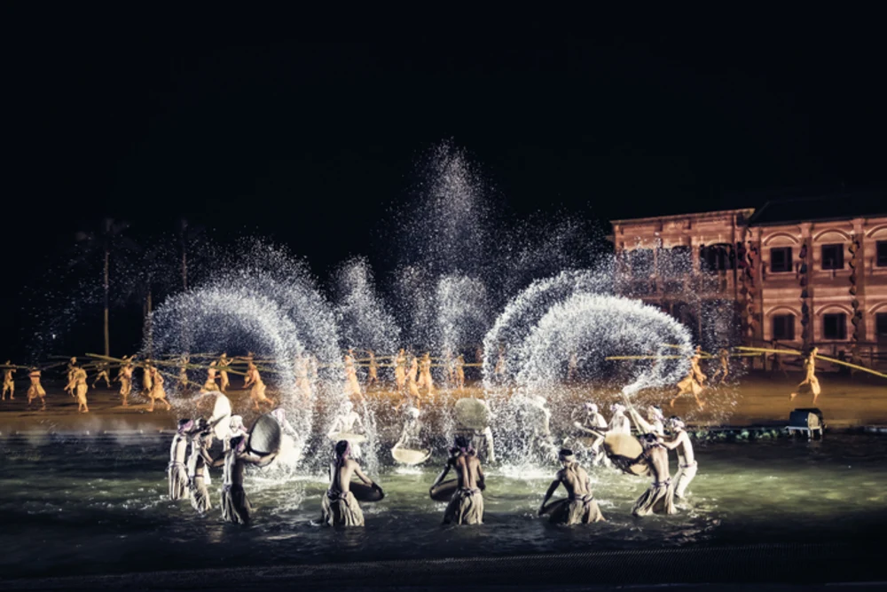 Watch Hoi An Memories Show2
