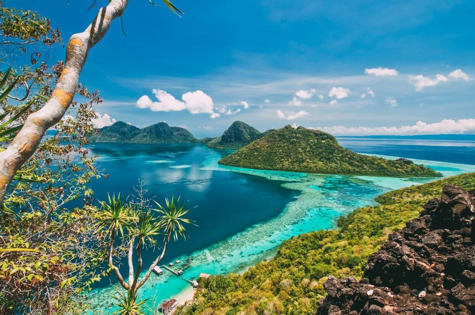 Malaysia-Tun-Sakaran-1536×1020