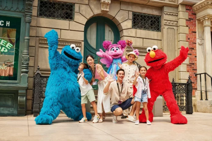 Universal Studios Singapore Entrance Gate