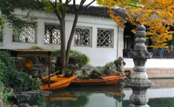 Visiting Lingering Garden in Suzhou – One of the Four Great Chinese Classic Gardens